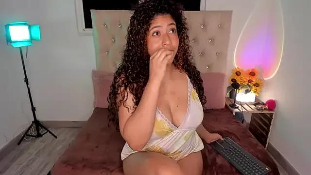 Check-out your craziest wishes with our pick of gaming cams models, featuring big knockers, round tails and tight twats.