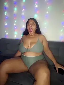 Lilyth__Brown from StripChat is Freechat