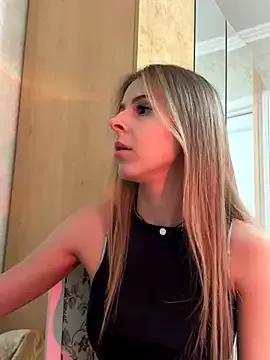 Lina_Away from StripChat is Freechat
