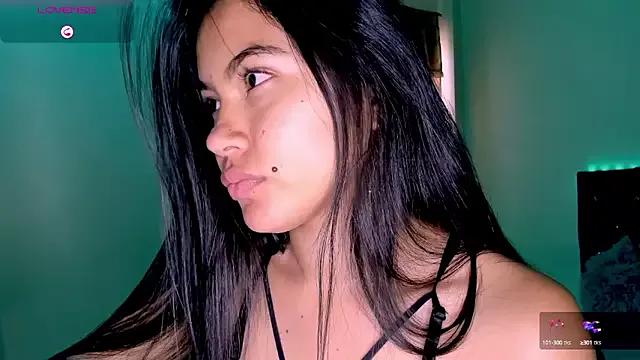linda_alana from StripChat is Freechat