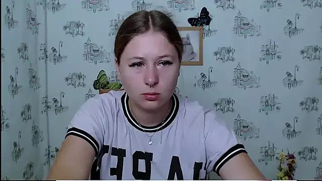 Linda_S_ from StripChat is Freechat