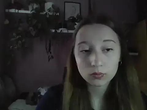 LindaPretty from StripChat is Freechat