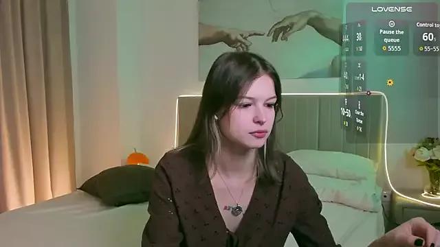 Check-out your craziest wishes with our pick of gaming cams models, featuring big knockers, round tails and tight twats.