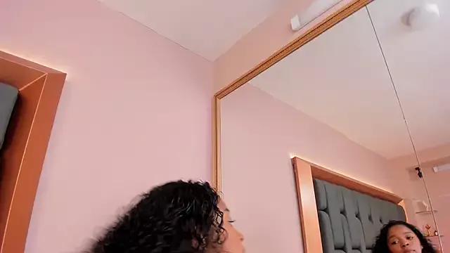 LisaMendez from StripChat is Freechat