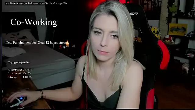 Check-out your craziest wishes with our pick of gaming cams models, featuring big knockers, round tails and tight twats.