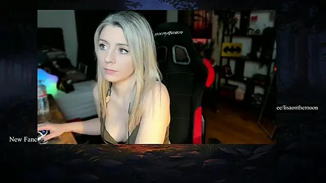 Check-out your craziest wishes with our pick of gaming cams models, featuring big knockers, round tails and tight twats.