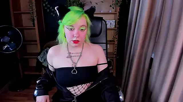 Little_Kittynya from StripChat is Freechat