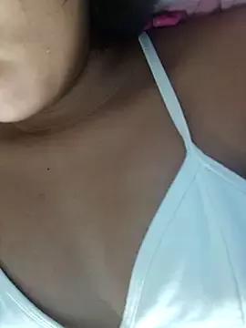 little_onixx from StripChat is Freechat