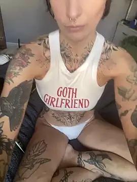 Check-out your craziest wishes with our pick of gaming cams models, featuring big knockers, round tails and tight twats.