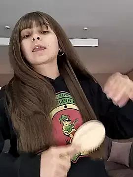 littlevalerie from StripChat is Freechat
