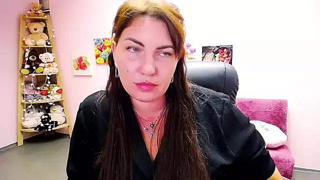 Livia_Dazzling from StripChat is Freechat