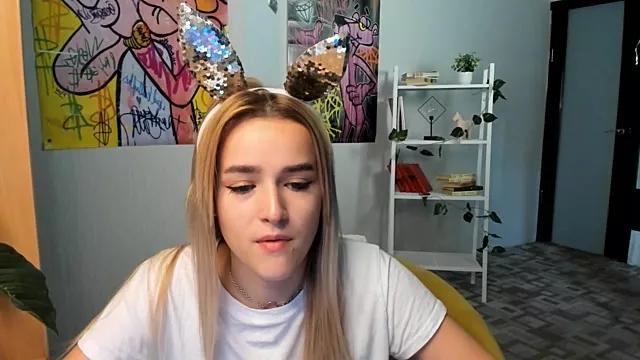 LizaSnow webcams show profile image 