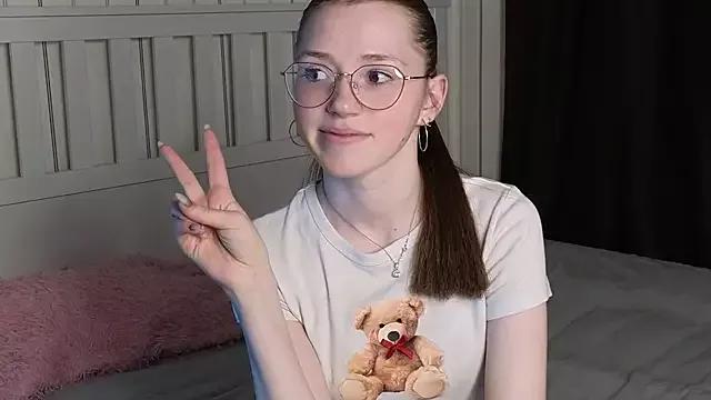 LizbethGirling from StripChat is Freechat