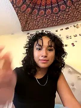 Photos of lmaobye123 from StripChat is Freechat