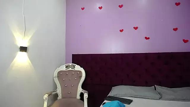 Lola_Vecassalt from StripChat is Freechat