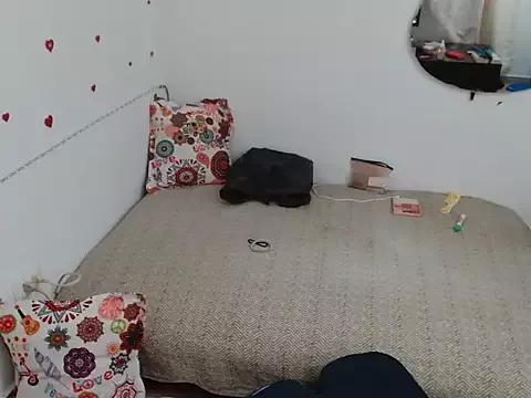 LolaEnamorada from StripChat is Freechat