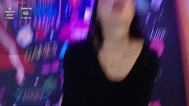 LolaLarsson from StripChat is Freechat