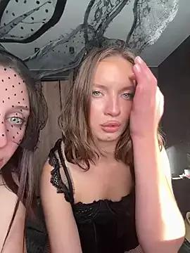 Check-out your craziest wishes with our pick of gaming cams models, featuring big knockers, round tails and tight twats.