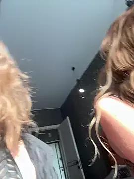 Lolastrawberry from StripChat is Freechat