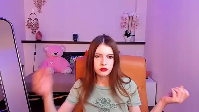 LolaSweetnesss from StripChat is Freechat