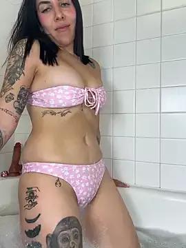 Check-out your craziest wishes with our pick of gaming cams models, featuring big knockers, round tails and tight twats.
