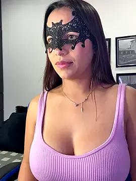 london_1 from StripChat is Freechat