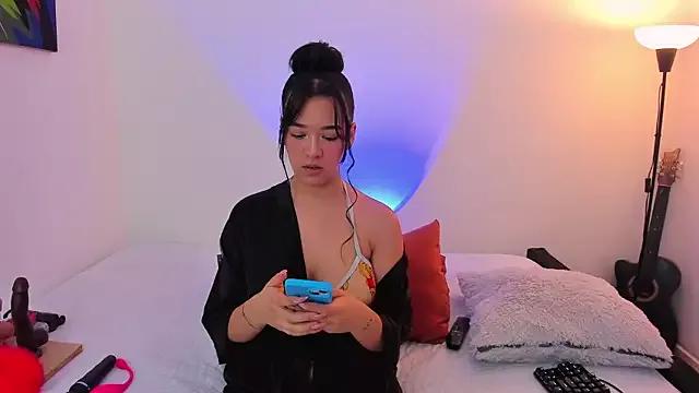 Check-out your craziest wishes with our pick of gaming cams models, featuring big knockers, round tails and tight twats.