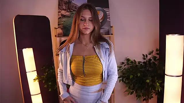 Check-out your craziest wishes with our pick of gaming cams models, featuring big knockers, round tails and tight twats.