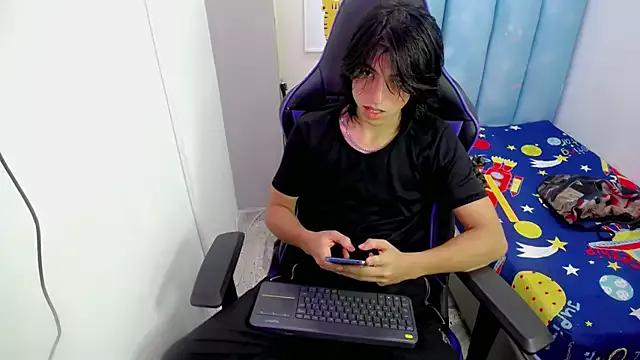 louis_baltazar from StripChat is Freechat