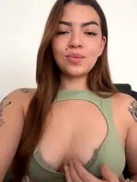 Check-out your craziest wishes with our pick of gaming cams models, featuring big knockers, round tails and tight twats.