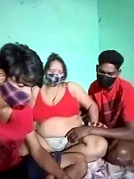 Check-out your craziest wishes with our pick of gaming cams models, featuring big knockers, round tails and tight twats.