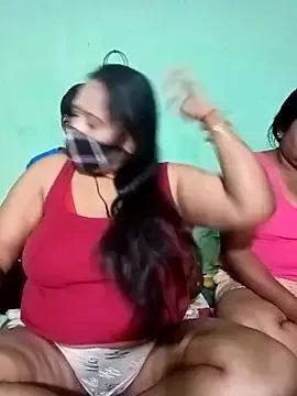 LoveOnStream from StripChat is Freechat