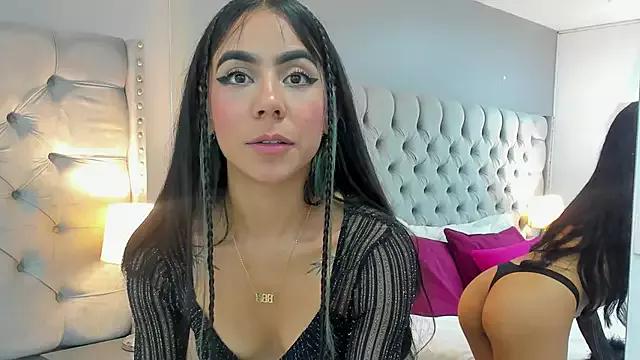 LuciianaGomez from StripChat is Freechat