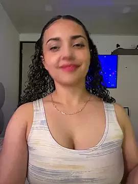 Lucy_Marin from StripChat is Freechat