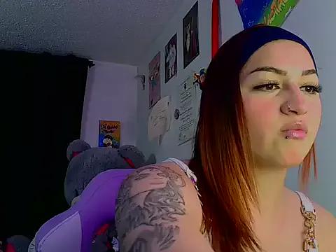Check-out your craziest wishes with our pick of gaming cams models, featuring big knockers, round tails and tight twats.