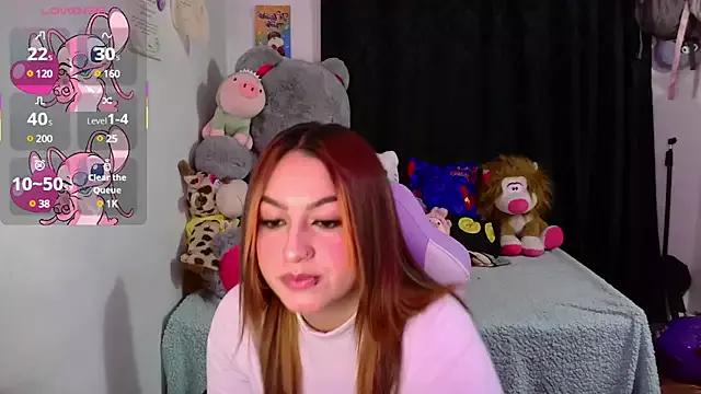 Check-out your craziest wishes with our pick of gaming cams models, featuring big knockers, round tails and tight twats.