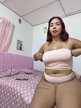 Check-out your craziest wishes with our pick of gaming cams models, featuring big knockers, round tails and tight twats.