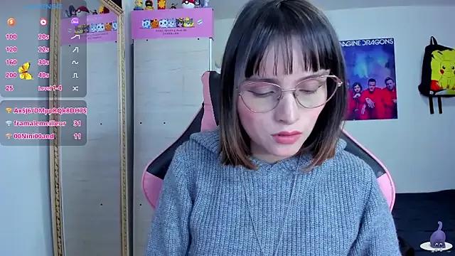 Lucyy-hess from StripChat is Freechat