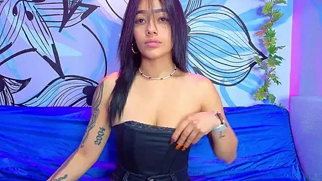 Check-out your craziest wishes with our pick of gaming cams models, featuring big knockers, round tails and tight twats.