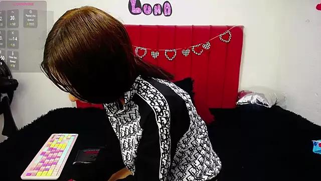 luna1_stg from StripChat is Freechat