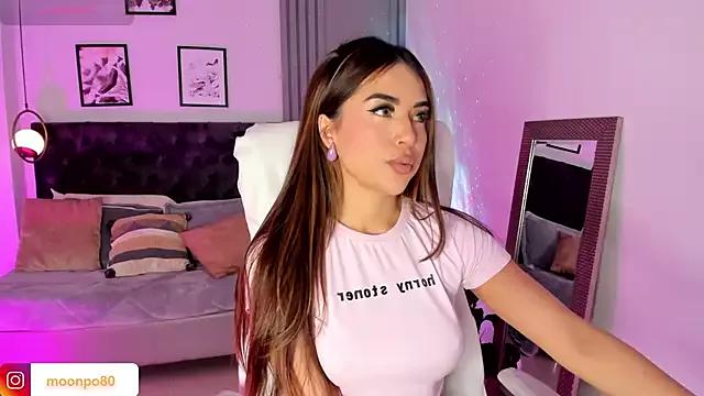Check-out your craziest wishes with our pick of gaming cams models, featuring big knockers, round tails and tight twats.