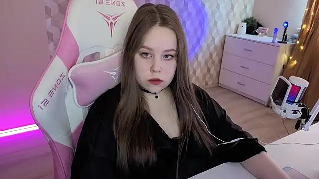 Check-out your craziest wishes with our pick of gaming cams models, featuring big knockers, round tails and tight twats.