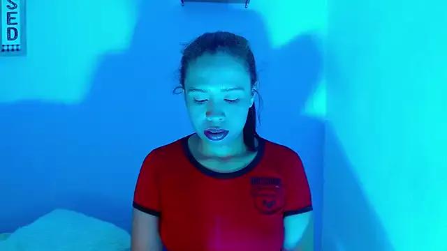 luna_hawks from StripChat is Freechat