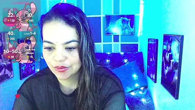 luna_seduce from StripChat is Freechat