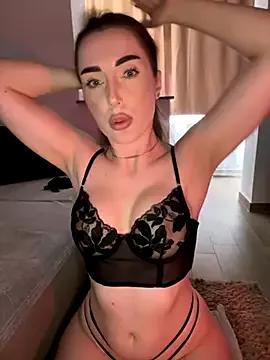 LunaCharm from StripChat is Freechat