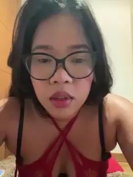 LunaSrodriguez from StripChat is Freechat