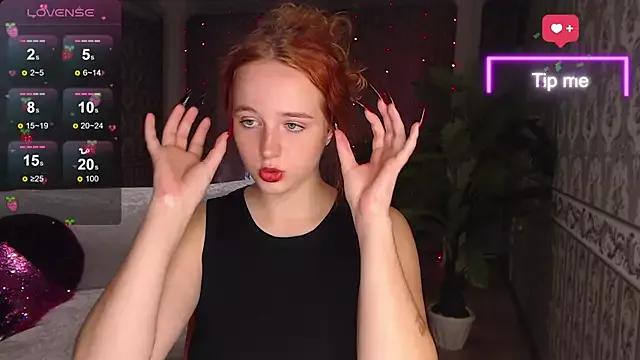 Check-out your craziest wishes with our pick of gaming cams models, featuring big knockers, round tails and tight twats.