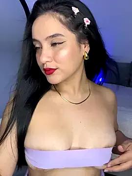 Check-out your craziest wishes with our pick of gaming cams models, featuring big knockers, round tails and tight twats.