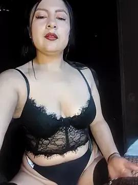 lunna_07dirty from StripChat is Freechat