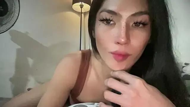 Lust_for_Belle_ from StripChat is Freechat